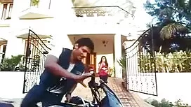 নারী যারা পুরুষ রিয় ...