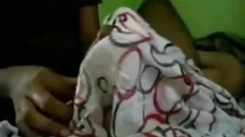 স্তন / বক্স আন্টি সে ...