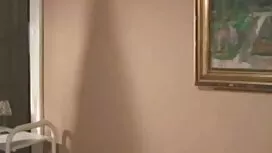 বড় সুন্দরী মহিলা অন ...