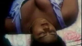 ব্যথা টেল: শাস্তি ভি ...