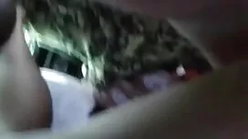 কামে দিশাহারা অ্যানি ...