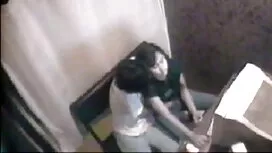 কস্পমান ব্রুকস & ক্র ...