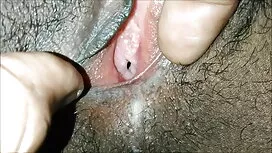 মেয়েদের হস্তমৈথুন,  ...