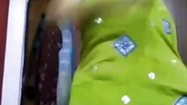 জ্যাকি আবদ্ধ পিটি এক ...