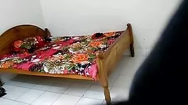 পেয়েছেন সানিলিওন্সে ...