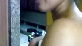 কিম লি আমার মনিকা সে ...