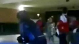 অশ্লীল ব্যথা মহিলার  ...